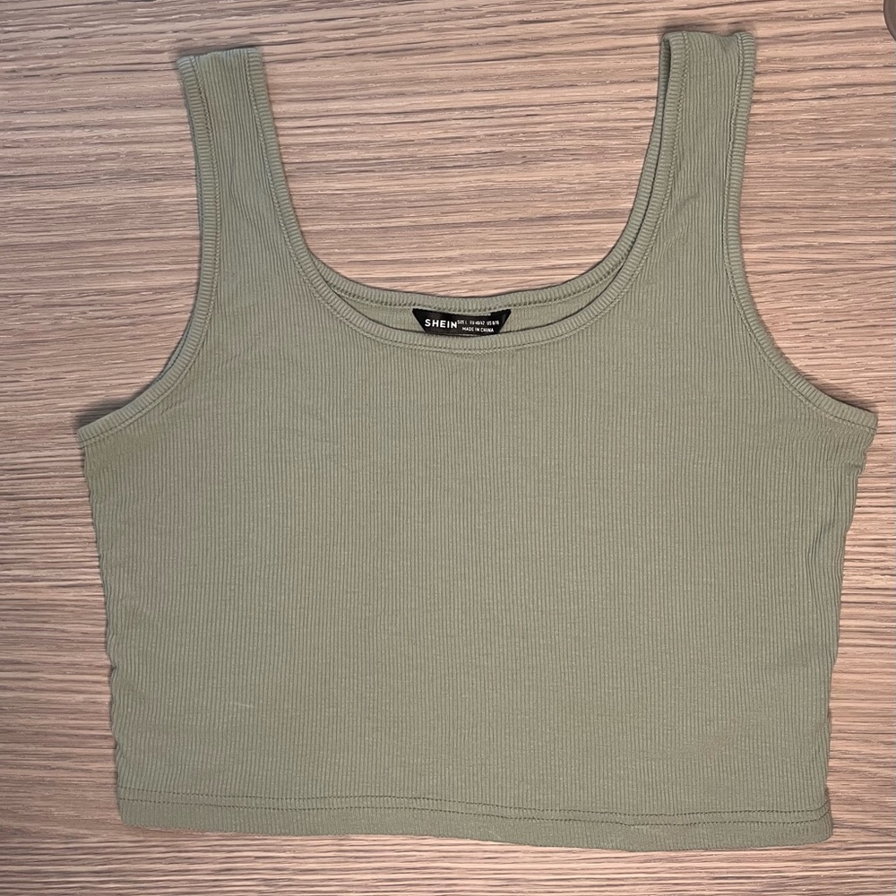 Crop tank